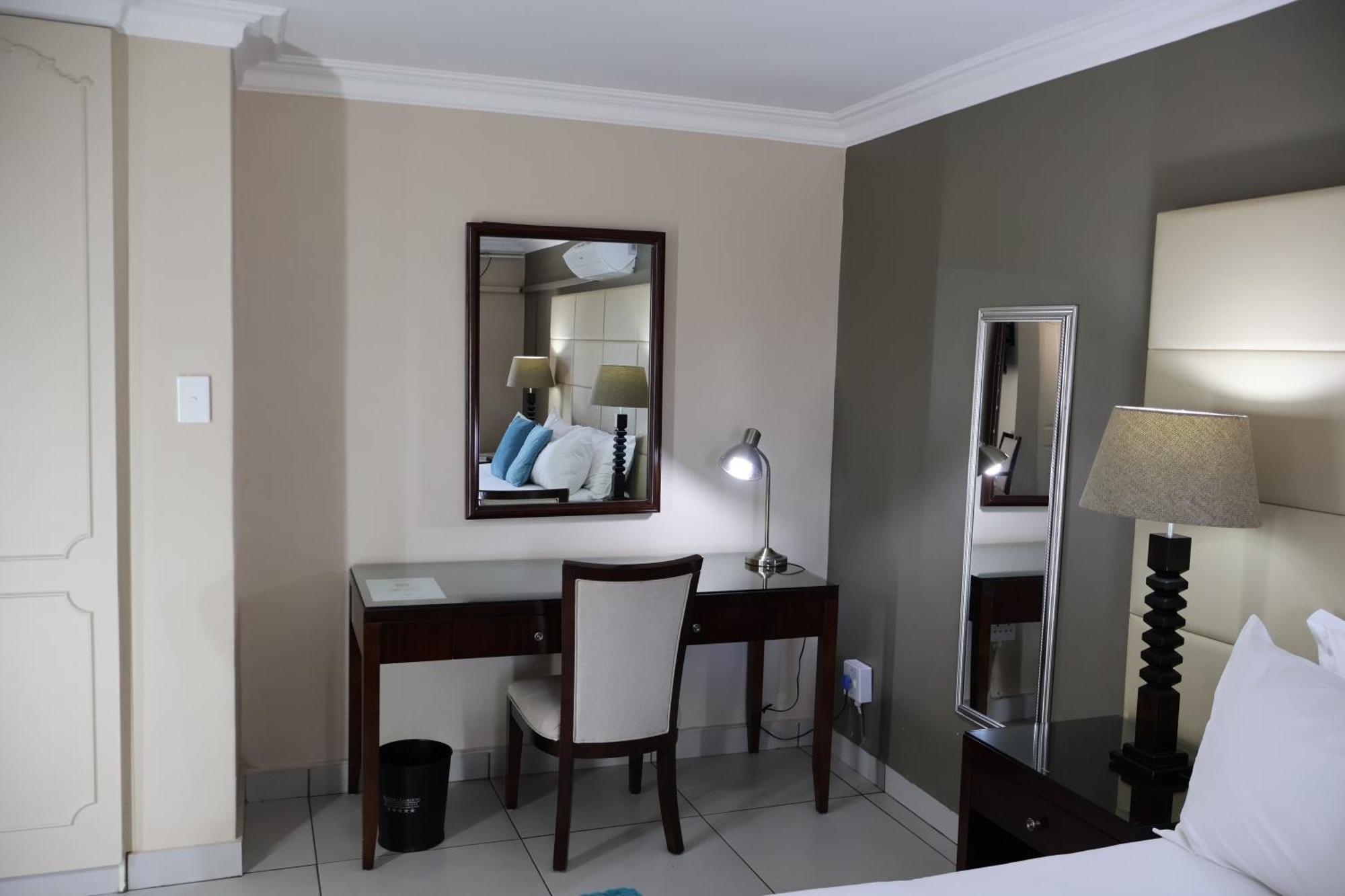 Airport Gardens Boutique Hotel Boksburg Exterior foto
